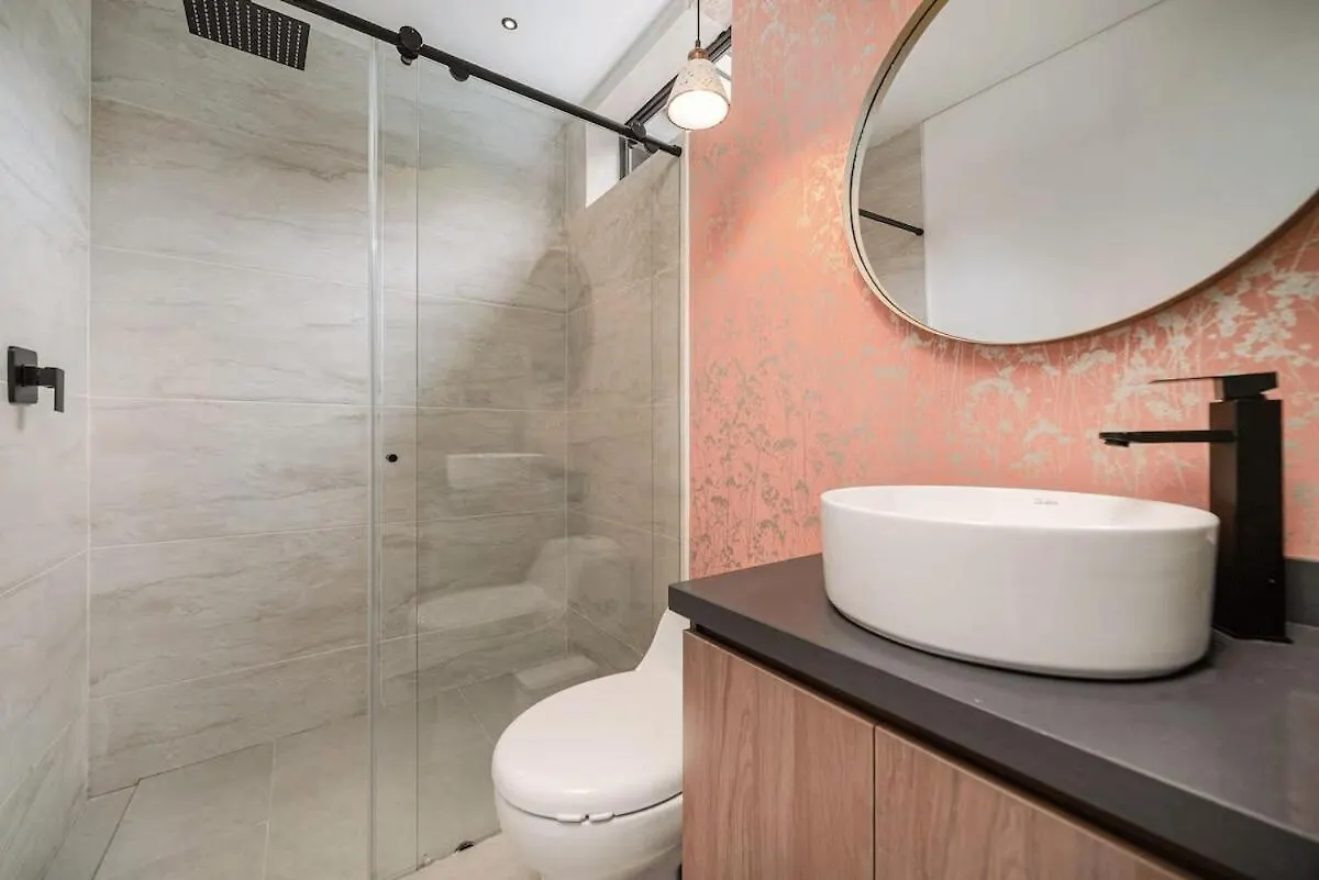דירה מדיין Poblado Apt With King Bed And Free Parking 216
