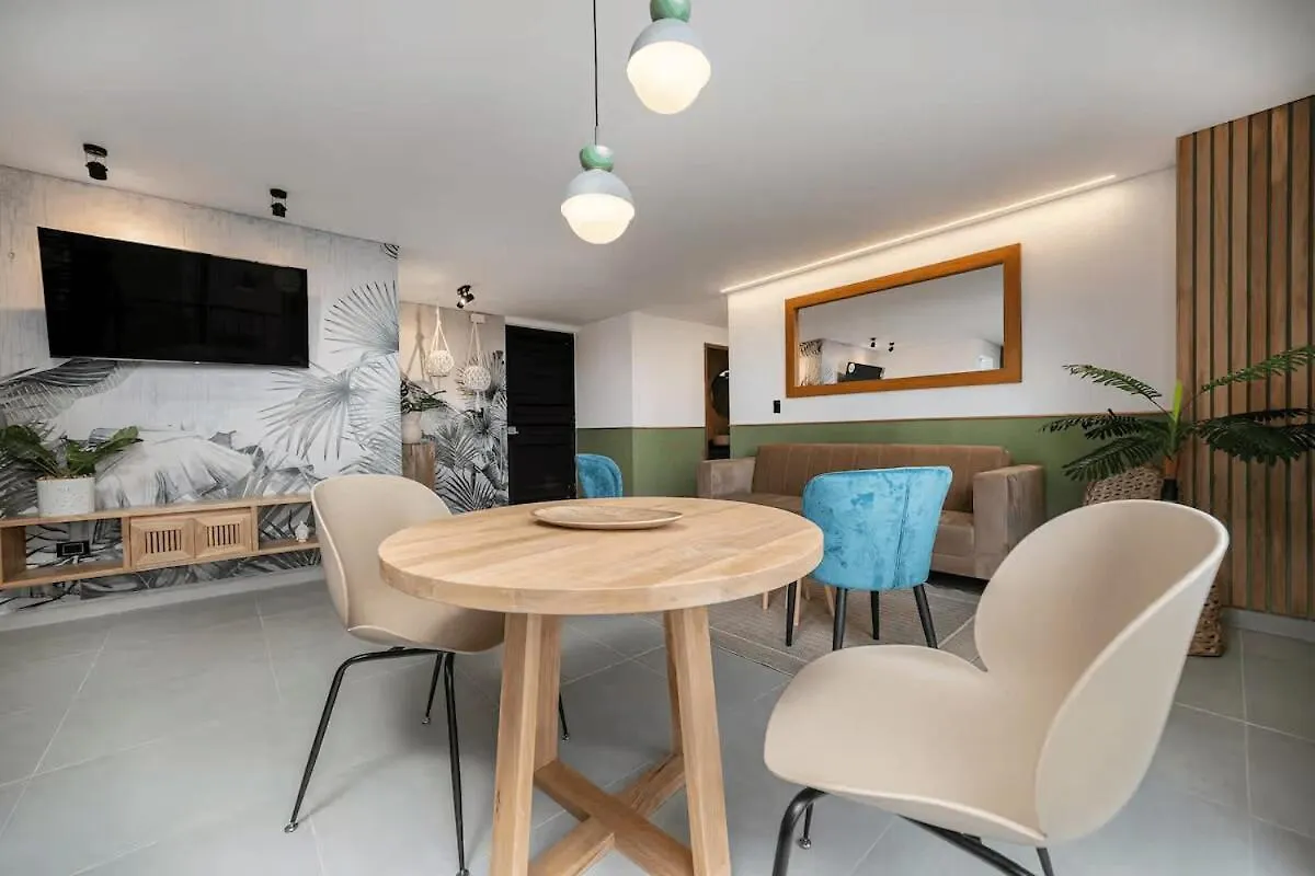 מדיין Poblado Apt With King Bed And Free Parking 216 0*,  קולומביה