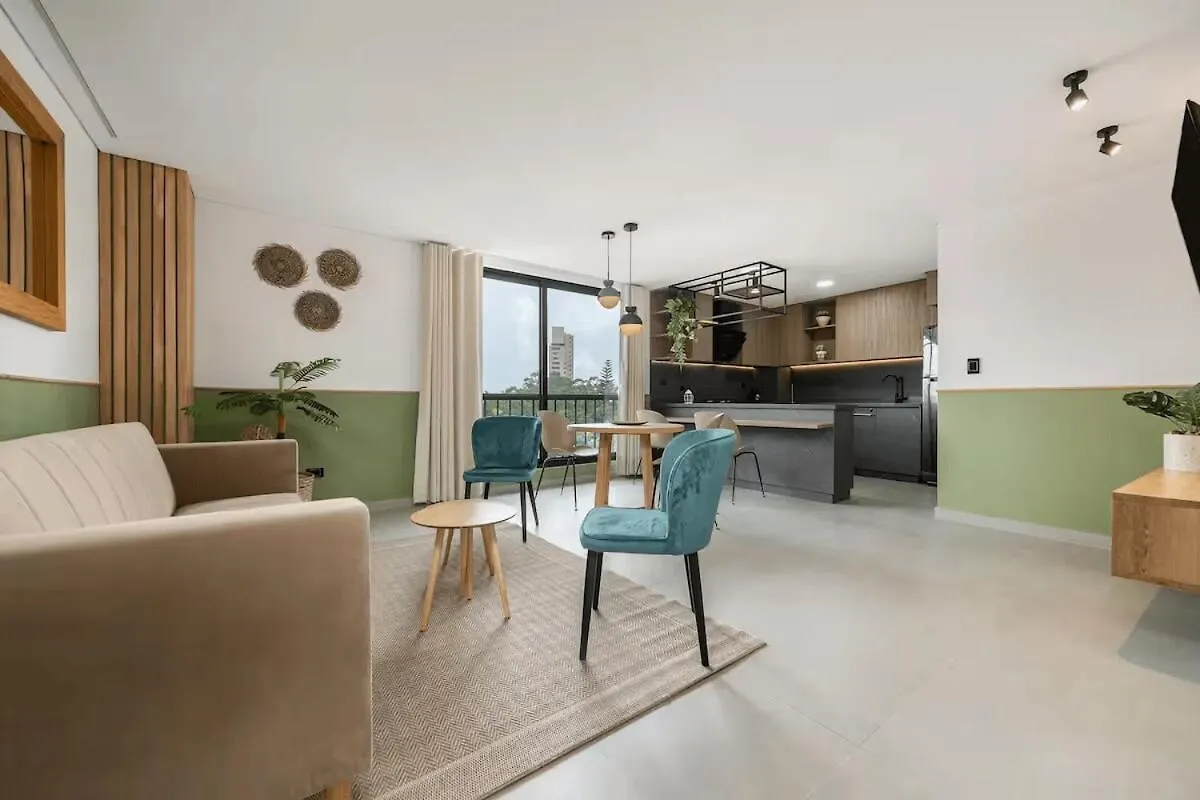 מדיין Poblado Apt With King Bed And Free Parking 216 דירה