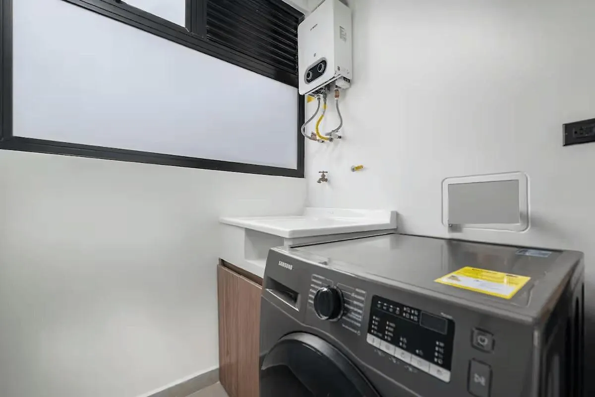 Apartamento Poblado Apt With King Bed And Free Parking 216 Medellín