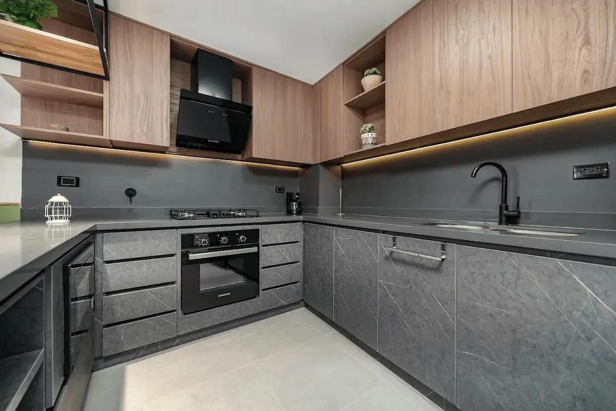 Poblado Apt With King Bed And Free Parking 216 Medellín Colombia
